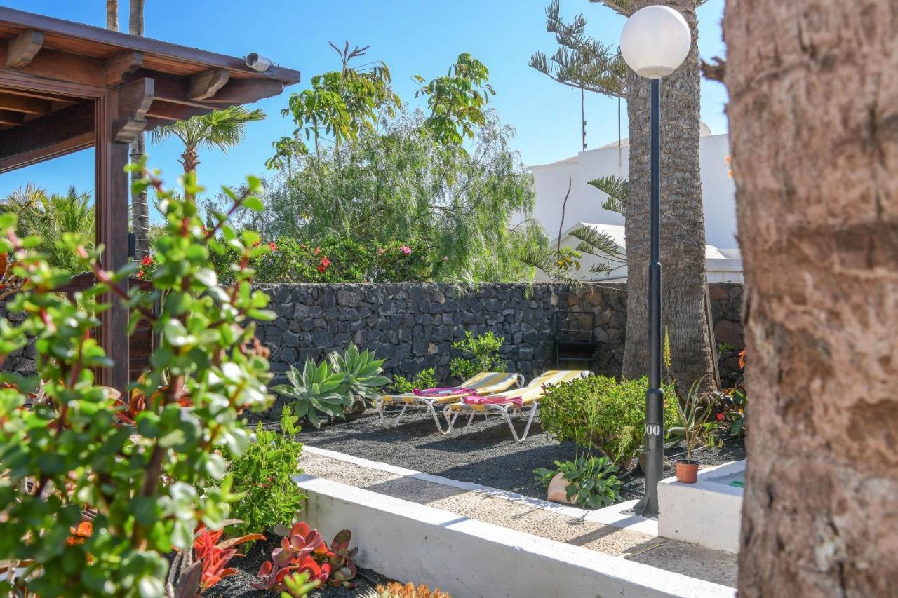 Bungalow Playa Bastian Costa Teguise Εξωτερικό φωτογραφία
